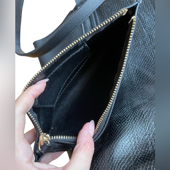 Black Tote Bag with Pouch - Picture 5 of 5